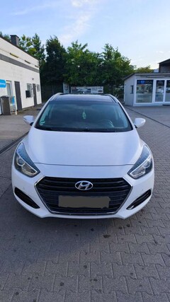 Bild des Angebotes Hyundai i40 i40 Kombi 2.0 Automatik Trend