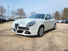 Bild des Angebotes Alfa Romeo Giulietta Veloce 1.4 Eu5*SR+LMF*WR*Klima*PDC*TÜV