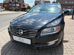 Bild des Angebotes Volvo V70 Kombi Summum AWD, Leder, Navi, Xenon