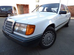 Bild des Angebotes Mercedes-Benz 260 E *Original 82.000 km*Automatik*SD*TOP Zustan