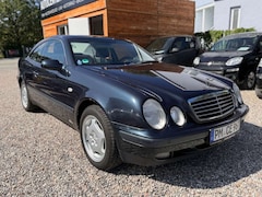 Bild des Angebotes Mercedes-Benz CLK 320 AVANTGARDE*NAVI*XENON*TÜV2026