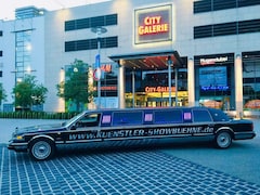 Bild des Angebotes Lincoln Town Car VIP Show-Stretchlimousine