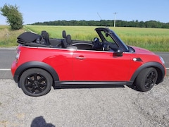 Bild des Angebotes MINI One Cabrio Chili red