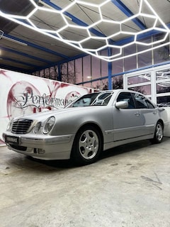 Bild des Angebotes Mercedes-Benz E 240 w210 Avantgarde *TÜV Neu*Xenon*