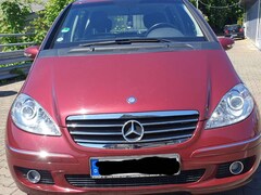 Bild des Angebotes Mercedes-Benz A 150 A-Klasse  5-Türer Avantgarde. klima, Anhänger. Alufelgen. Teilleder