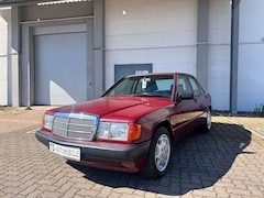 Bild des Angebotes Mercedes-Benz 190 E*1.8*OLDTIMER*H-KENNZEICHEN*BECKER*KLIMA*ALU
