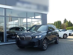 Bild des Angebotes BMW X5 xDrive30 d M Sport PanoSky°ACC°AHK°Bel.K-Sitz