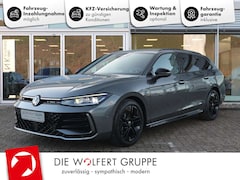 Bild des Angebotes VW Passat Variant Passat R-Line 2,0 TDI SCR (150 PS) DSG *AHK*BLAC