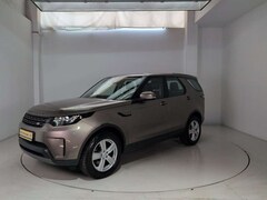 Bild des Angebotes Land Rover Discovery 5 2.0 TD4 SE * Leder * AHK * Navi*