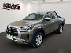 Bild des Angebotes Toyota Hilux 4x4 Extra Cab Autm. Executive