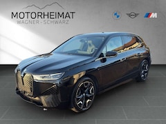 Bild des Angebotes BMW iX xDrive40 Sportpaket 22" Multif.Sitze Wärmepaket