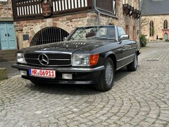 Bild des Angebotes Mercedes-Benz 560 SL H-Zulassung Recaro-Sitze