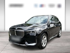 BMW iX1 xDrive30 xLine DAB LED RFK Shz PDC