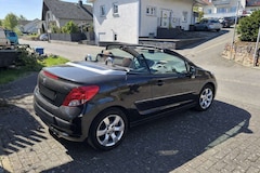 Bild des Angebotes Peugeot 207 CC 120 VTi Roland Garros