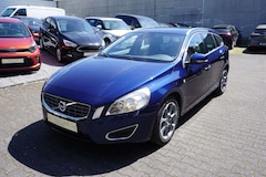 Bild des Angebotes Volvo V60 Kombi 1.6 Ocean Race°Navi°Leder°PDC°Sitzhz°