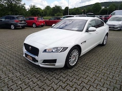 Bild des Angebotes Jaguar XF Pure Automatik 1.Hand+Standheizung+Kamera+Navi+SHZ