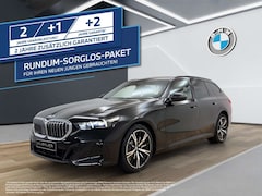 Bild des Angebotes BMW 530 e Touring [M Sport, HUD, AHK, ACC, 20" LMR]