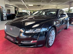 Bild des Angebotes Jaguar XJ Luxury 3.0 V6 Diesel*Pano*Keyless*LED*Sound*