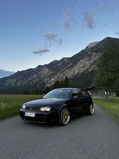 Bild des Angebotes VW Golf GTI 1.8 Turbo