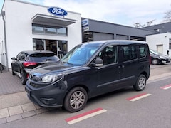Bild des Angebotes Fiat Doblo Doblò Basis Kombi-WENIG KM-Navigation