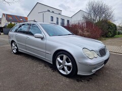 Bild des Angebotes Mercedes-Benz C 220 C 220 T CDI Avangarde,Automatik,AHK,Klima,TÜV,