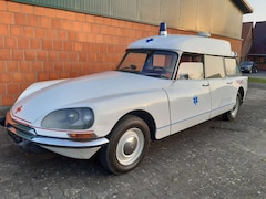 Bild des Angebotes Citroen DS / ID 20 Break - Krankenwagen incl. orig. Dach