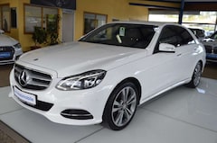 Bild des Angebotes Mercedes-Benz E 200 Lim. BlueTec AUTOMATIK / XENON / NAVI /PDC