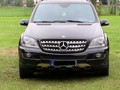 Bild des Angebotes Mercedes-Benz ML 420 CDI 4Matic 7G-TRONIC DPF 10 Jahr Edition