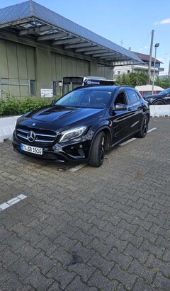 Bild des Angebotes Mercedes-Benz 220