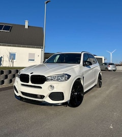 Bild des Angebotes BMW X5 xDrive 40 d M Performance