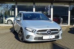 Bild des Angebotes Mercedes-Benz A 200 d Aut. Navi LED Kamera MBUX Teilleder