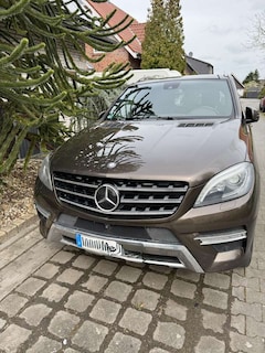 Bild des Angebotes Mercedes-Benz ML 350 ML 350 BlueTEC 4MATIC 7G-TRONIC