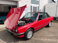 Bild des Angebotes BMW 325 i Cabrio deutsch/Schalter Original