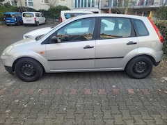 Bild des Angebotes Ford Fiesta Fiesta  5-Türer 1.3 Ambiente Tüv fast neu