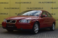 Bild des Angebotes Volvo S60 Lim. 2.4 Kinetic/KLIMA/GASANLAGE/PDC/SHZ/ALU
