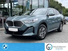 Bild des Angebotes BMW iX2 xDrive30 //HeadUp Adapt.LED Komfortzugang