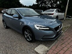 Bild des Angebotes Volvo V40 Momentum/RFK/PDC/KLIMA/AHK..