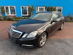 Bild des Angebotes Mercedes-Benz E 250 T-Modell CDI BlueEfficiency Avantgarde