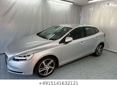 Bild des Angebotes Volvo V40 Momentum/KAMERA/SITZHEIZUNG/NAVI