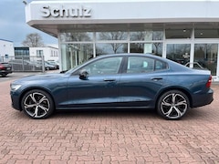 Bild des Angebotes Volvo S60 B4 Benzin Geartronic Plus Dark