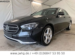Bild des Angebotes Mercedes-Benz E 400 Avantgarde V-Leder Fahrassist+ Panorama