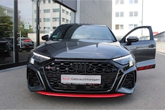 Bild des Angebotes Audi RS3 Sportback Mtrx*Pano*SpAGA*B&O*Carbon*DesROT!!!