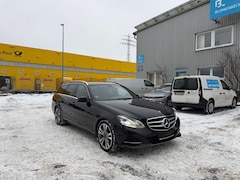 Bild des Angebotes Mercedes-Benz E 250 CDI BlueEfficiency AHK Navi Kamera