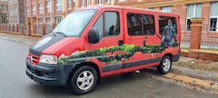 Bild des Angebotes Citroen Jumper Kombi 33M 2.2 HDi-/HDi100 Komfort*9 Sitze