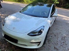 Bild des Angebotes Tesla Model 3 Model 3 Standard Reichweite Plus Hinterradantrieb