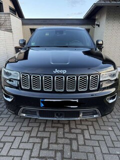 Bild des Angebotes Jeep Grand Cherokee 3.0 CRD Overland Pano, AHK, SHZ, 4x4