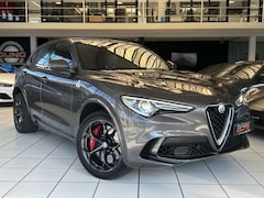 Bild des Angebotes Alfa Romeo Stelvio Quadrifoglio Q4*Keramic*Carbon* 2,9*