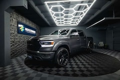 Bild des Angebotes Dodge RAM 5.7 V8 HEMI 4x4 Sport Night *Pano*22 Zoll*