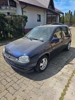 Opel Corsa 1.2 16V Edition 100 / 5-türig / 54.000 km