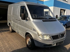 Bild des Angebotes Mercedes-Benz Sprinter Kasten 211 CDI HU/AU Neu~Leder~AHK~2Hnd